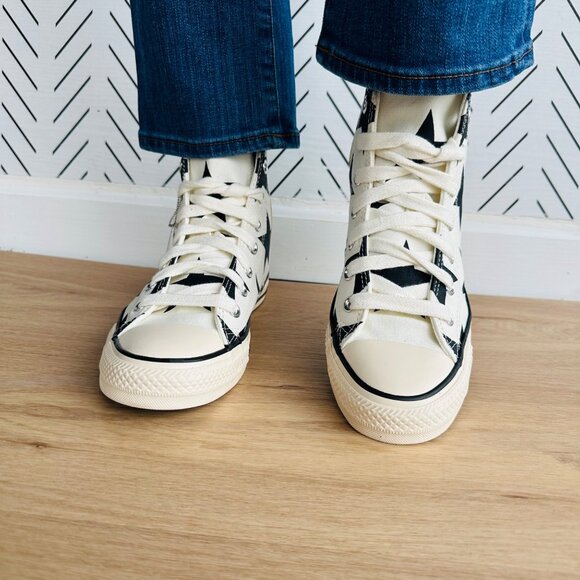 ⭐Converse Chuck Taylor All Star Hi Large Stars Sz 8.5 Women Retro Shoes A09898F⭐ - Picture 4 of 12